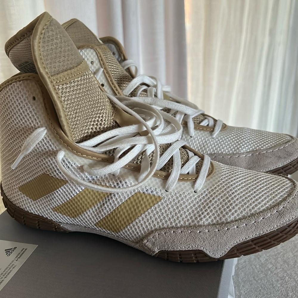 Adidas Wrestling shoes Men’s or use for weight lifting